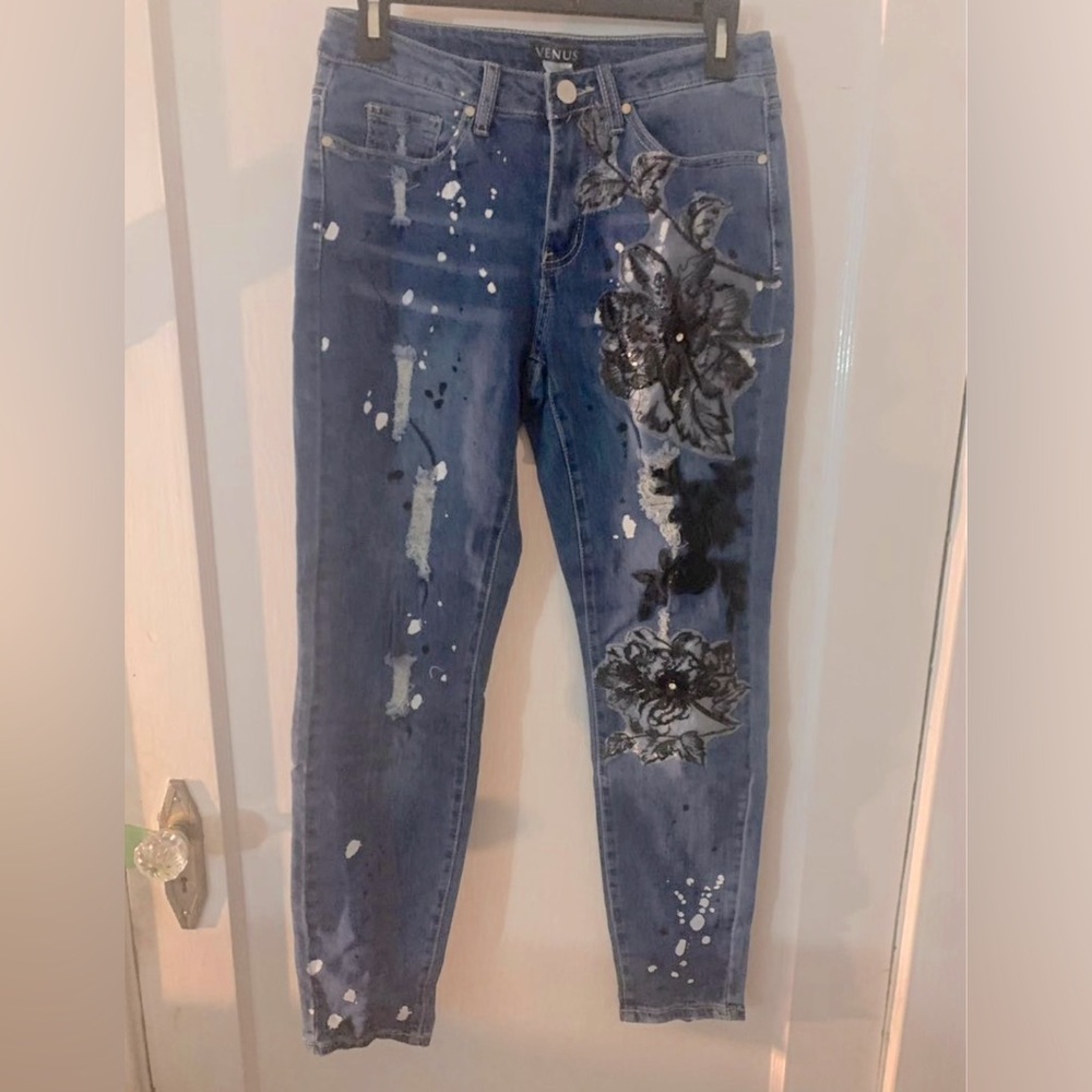 Brand New Gorgeous Tapestry Jeans
